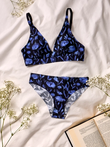 Hledáte originální a neobvyklý dárek? Obdarovaného zaručeně překvapí Bezešvá braletka Půlnoční mák