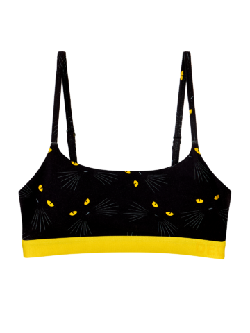 Lifestyle fotó Női melltartó modállal Cicák