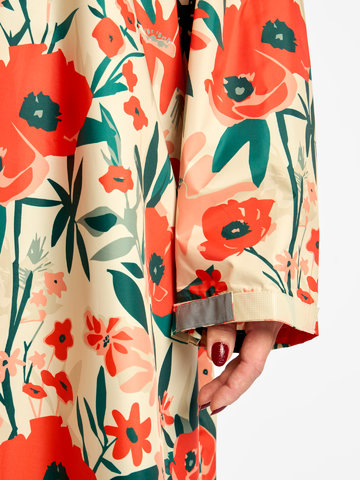 Hľadáte originálny a nezvyčajný darček? Obdarovaného zaručene prekvapí Дъждобран Градина с макове