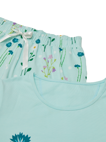 Lifestyle foto Veselé dámske pyžamo Kvitnúca lúka