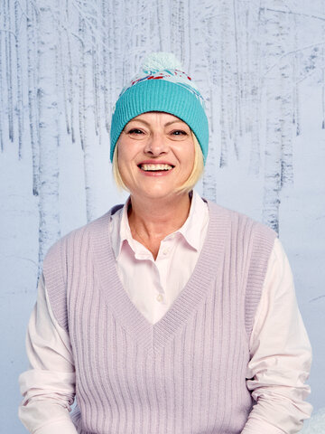 Szerezzen magának örömet ezzel a Dedoles darabbal Vidám kötött sapka Csipkebogyó a hóban