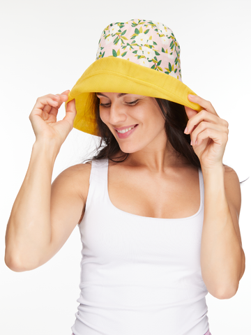 Sale Women's Bucket Hat White Roses