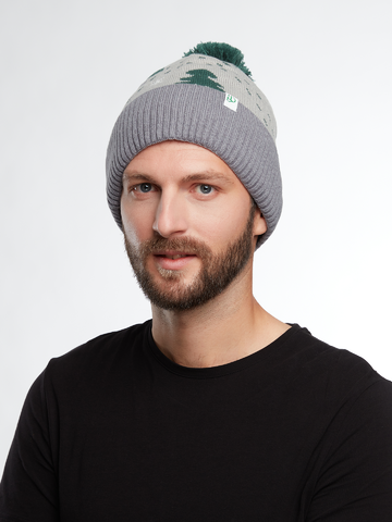 Looking for an original and unusual gift? The gifted person will surely surprise with Beanie Grey Forest