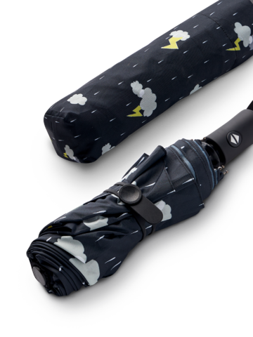 Foto Vidám esernyő Vihar