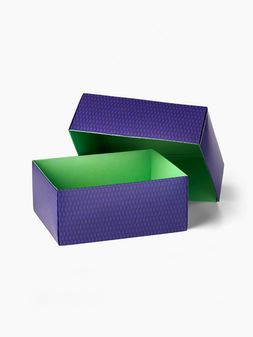 ОТСТЪПКА Фигурална виолетова подаръчна кутия