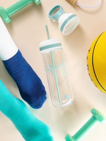 Lifestyle foto EQUA Plastová láhev 2v1 Wave 800 ml