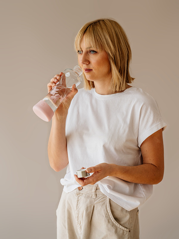 Výpredaj EQUA Sklenená fľaša Magnolia 550 ml