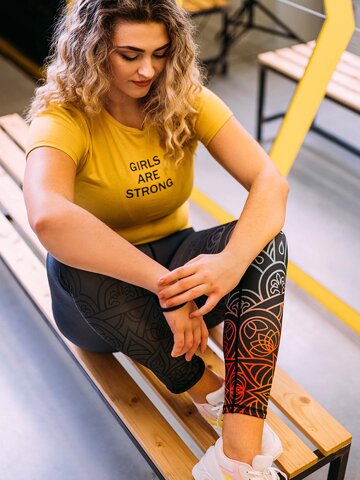 Eredeti ajándék a Dedolestől Vidám fitnesz leggings Szürke mandala