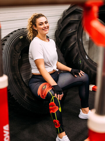 Eredeti ajándék a Dedolestől Vidám sport leggings Pipacsok
