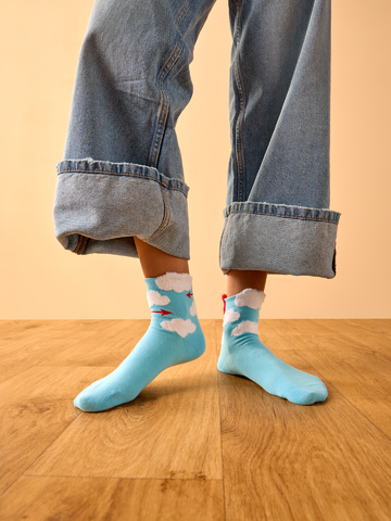 Eredeti ajándék a Dedolestől Cutecore zokni Szerelem a levegőben 