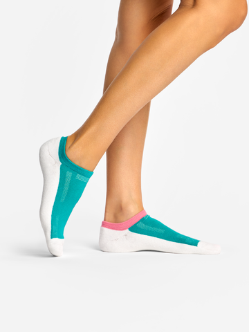 Szerezzen magának örömet ezzel a Dedoles darabbal Rózsaszín-türkiz funkcionális zokni sportcipőbe