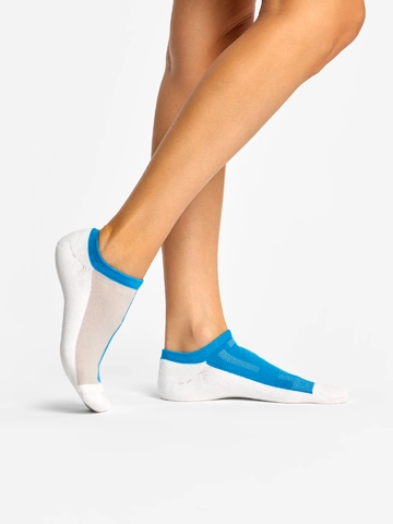 Hľadáte originálny a nezvyčajný darček? Obdarovaného zaručene prekvapí Sivo-modré funkčné poožky do tenisiek