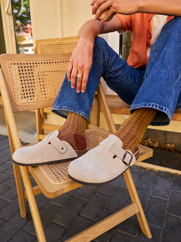 Pre dokonalý a originálny outfit Calzini stampati bordeaux e giallo