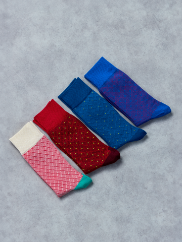 Lifestyle foto Фигурални чорапи в синьо и цвят лайм