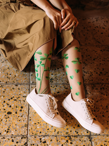 Kiárusítás Vidám nylon térdzokni Lóhere