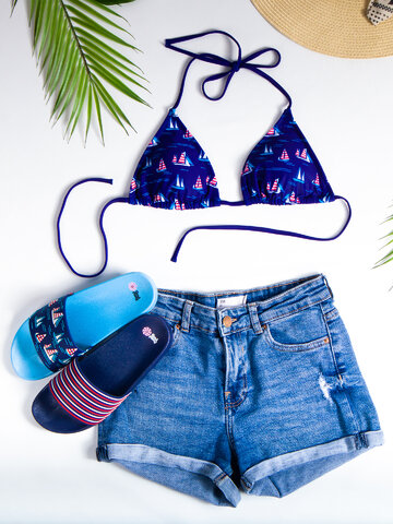 ОТСТЪПКА Весели бански с триъгълни чашки Лодки