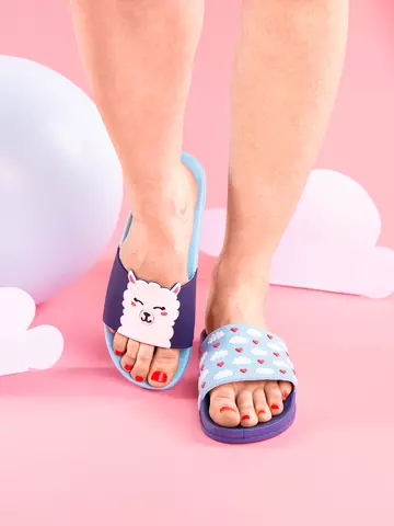 Zľava Živahni natikači Lama in oblaki