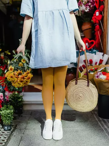 Lifestyle foto Collants en nylon jaune moutarde