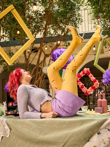 Hľadáte originálny a nezvyčajný darček? Obdarovaného zaručene prekvapí Collants de nylon alegres Abelhas e Mel