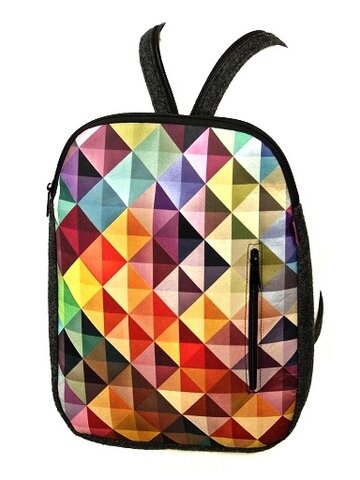 Potěšte se tímto kouskem Dedoles Designový batoh - Pyramidy