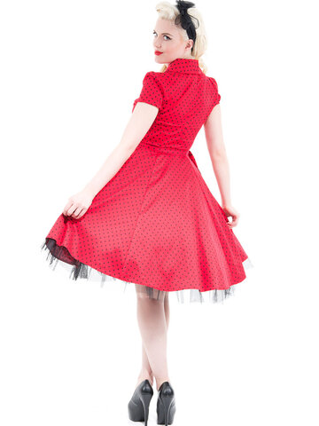 Lifestyle fotó Piros pöttyös retro pin up ruha