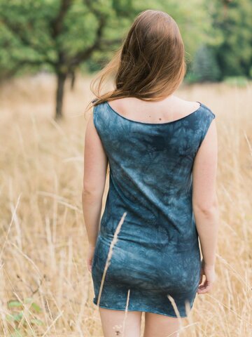 Hledáte originální a neobvyklý dárek? Obdarovaného zaručeně překvapí Minišaty Zuby žraloka