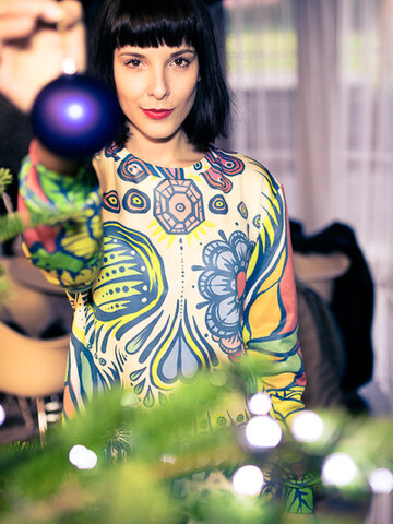 Výprodej Mikina bez kapuce Barevná tvář smrti