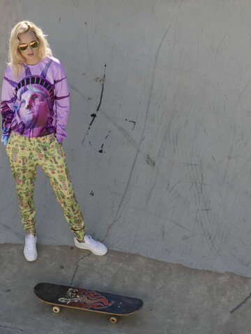 pro dokonalý a originální outfit Mikina bez kapuce Socha svobody