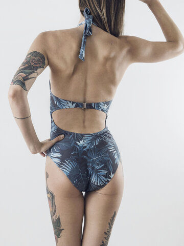 Hľadáte originálny a nezvyčajný darček? Obdarovaného zaručene prekvapí Dámske plavky s otvoreným chrbtom Papagáje v raji