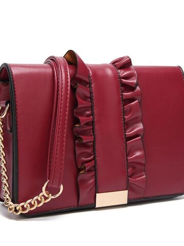 Tip na dárek Bordová kabelka s volánem Florence