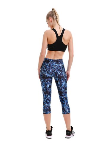 Hľadáte originálny a nezvyčajný darček? Obdarovaného zaručene prekvapí Dámske športové capri legíny Temný raj