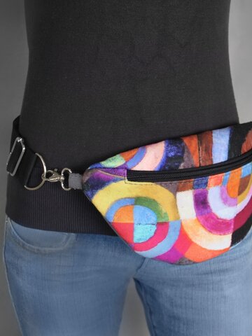 Lifestyle-Foto Designer Bauchtasche Galimatias