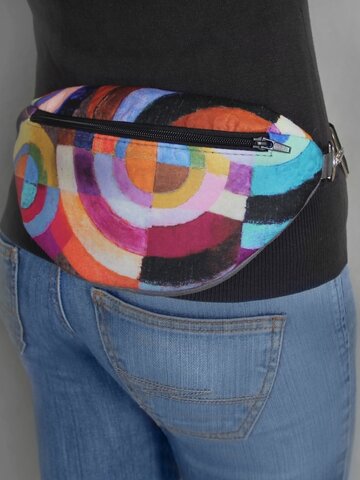 Lifestyle-Foto Designer Bauchtasche Galimatias