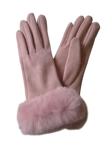 Lifestyle foto Ružové semišové rukavice s kožušinkou