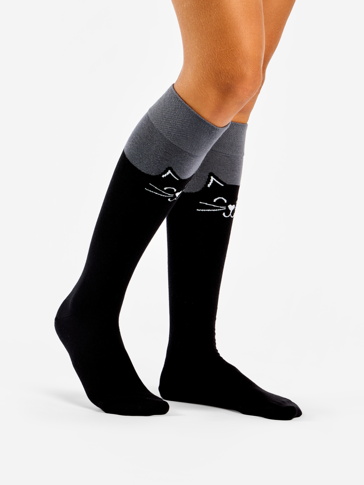 Tip na darček Весели чорапи до коляното Черна котка