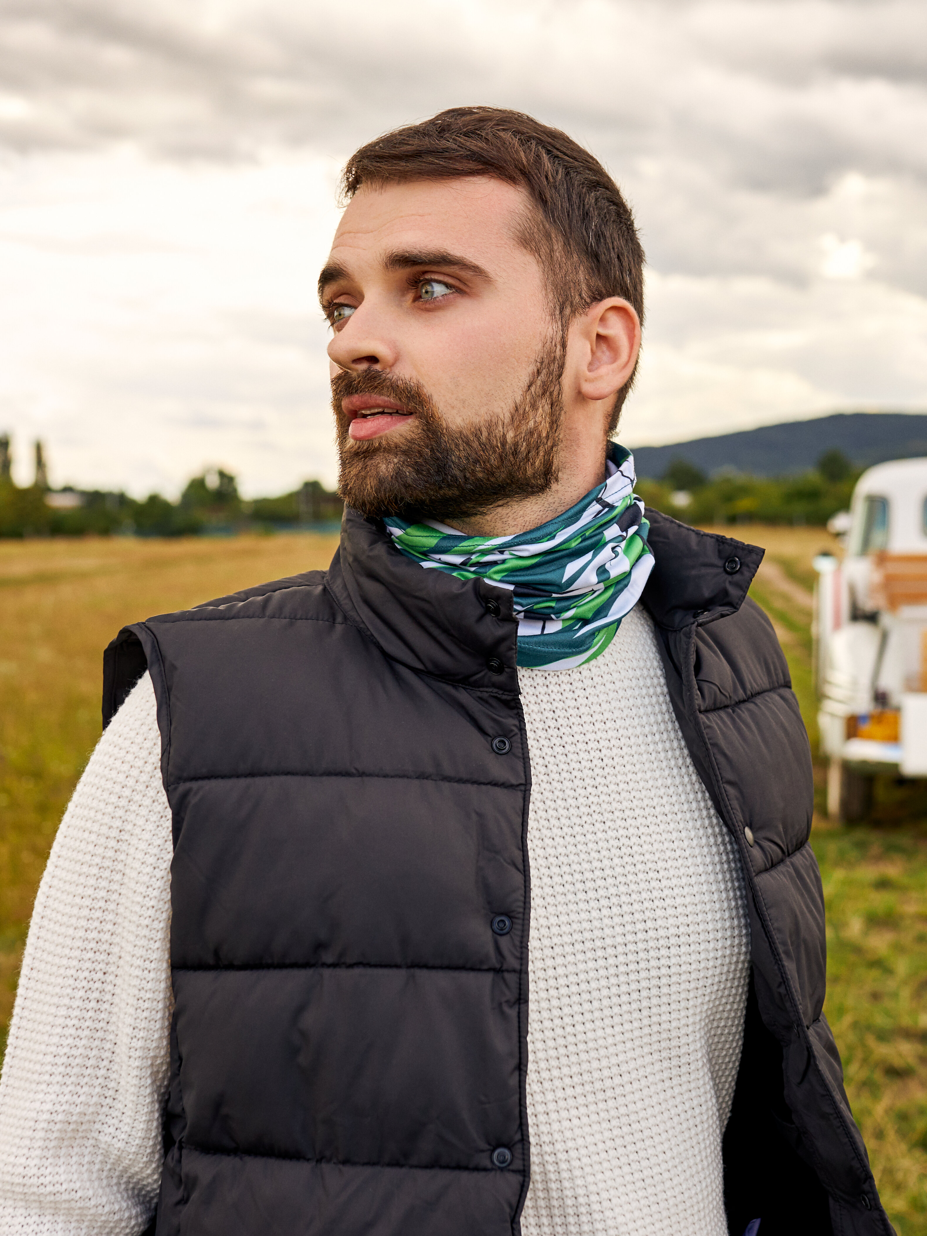 neck-warmer-football-ball-dedoles