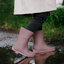 Geschenktipp Barfuß-Regenstiefel für Kinder Be Lenka Pudds – Nebelrosa