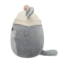 Lifestyle foto Squishmallows Camilo il cincillà grigio con berretto beige, 20 cm
