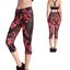 Szerezzen magának örömet ezzel a Dedoles darabbal Női sportos capri leggings hálós résszel Űr részek Piros virágok