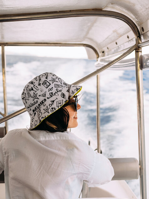 Bucket Hat Miklosko & Dedoles (1) Bucket Hat Miklosko & Dedoles (1)