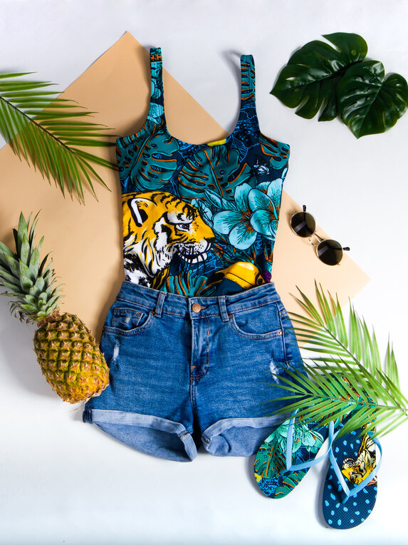 Tropical Jungle (2) Tropical Jungle (2)