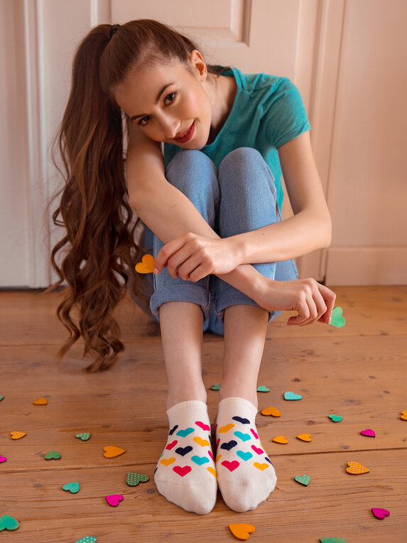 Colorful Hearts (4) Colorful Hearts (4)