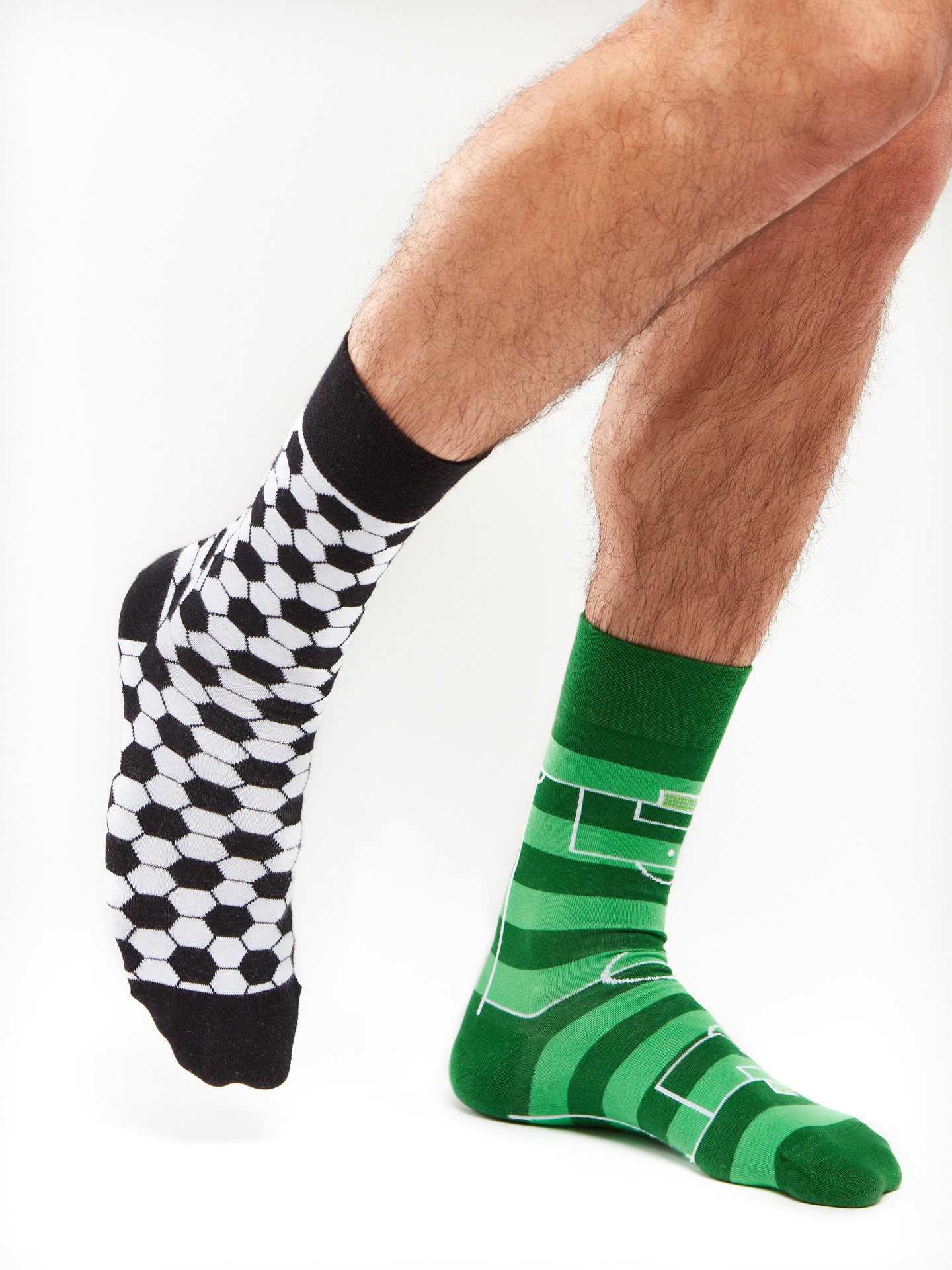 Nageslacht Schotel Portret Vrolijke sokken Voetbal | Dedoles