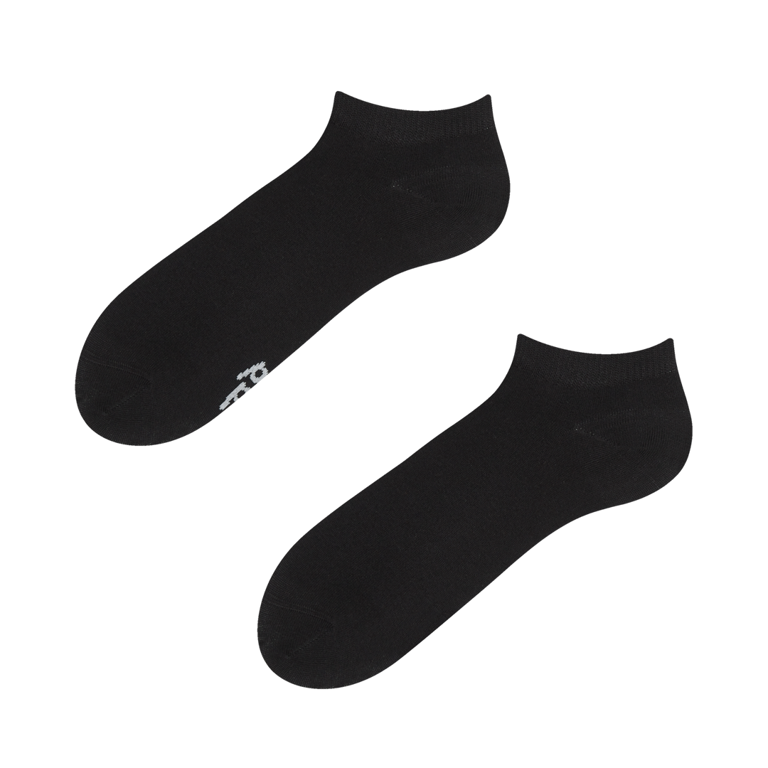 Black Bamboo Ankle Socks | Dedoles